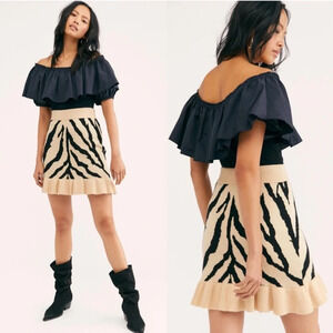 Free People Jen's Pirate Booty Mini Knit Skirt Siberian Trumpet Animal Tiger XS